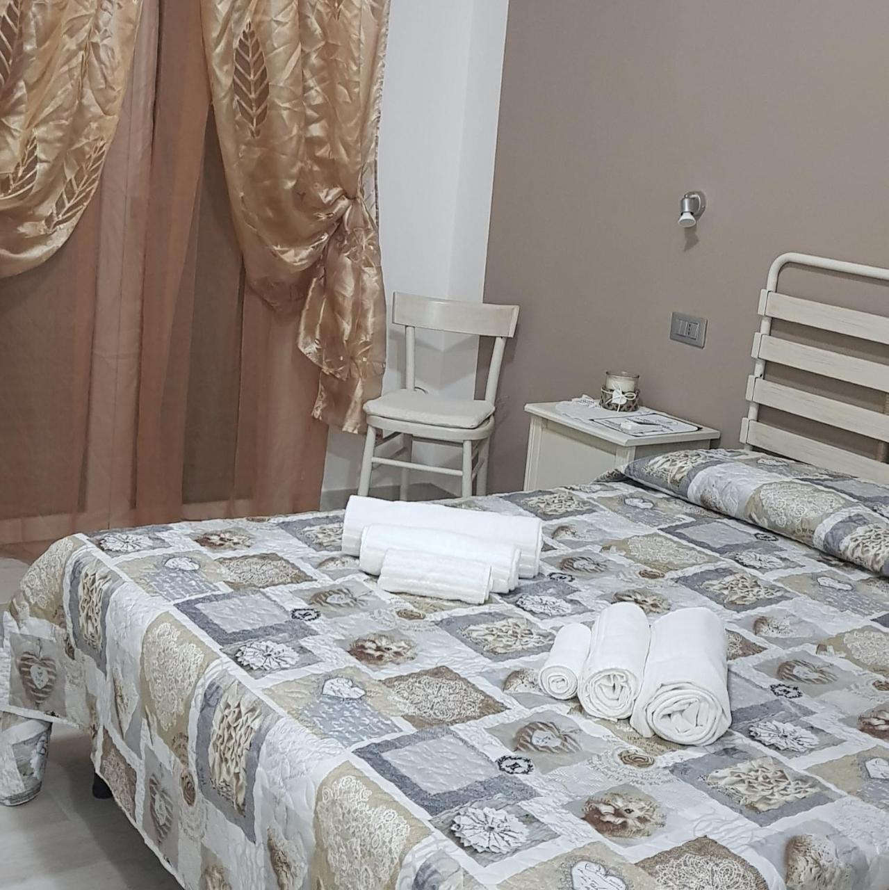 Quarantotto Bed & Breakfast Raffa